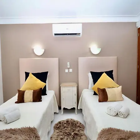 Casa vacanze With Private Swimming Pool And Sea Views *